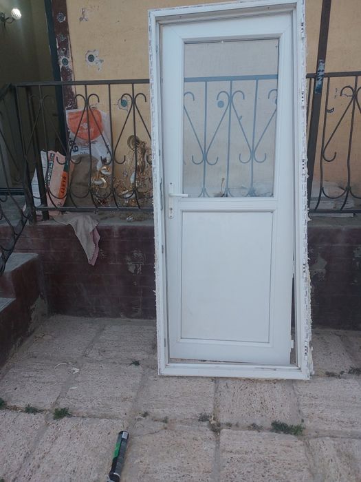 Пластик есік 80дік