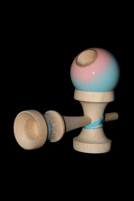 Kendama Sol Sweets Lotus