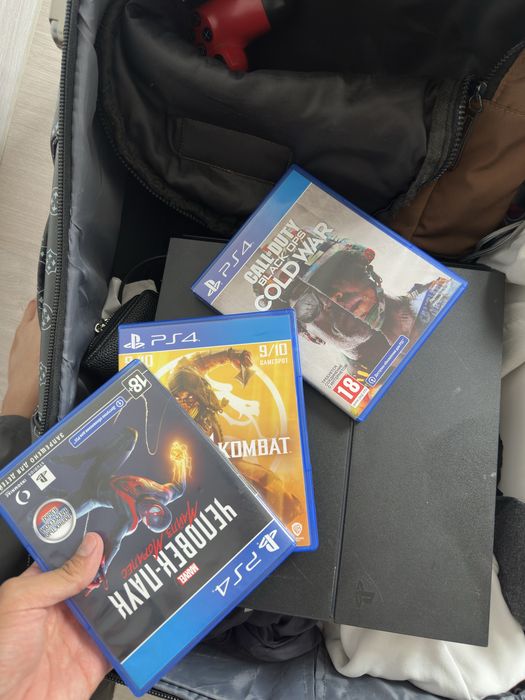 Ps4 продам с играми