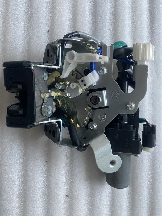 Incuietoare, broască hayon mazda cx30 Softclose