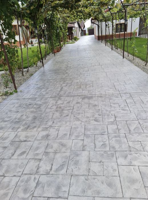 Beton amprentat, elicopterizat si maturat