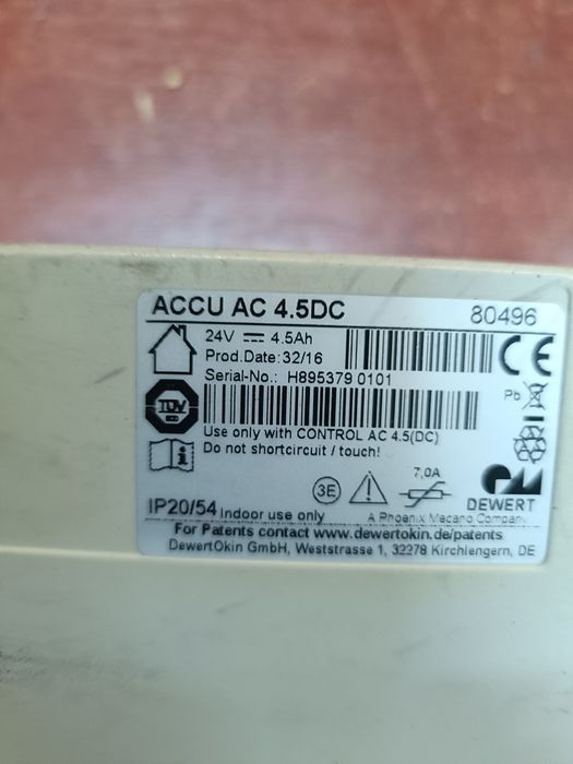 Vind acumulator  24v4,5DCb utilizat la macara persoane cu dizabilități