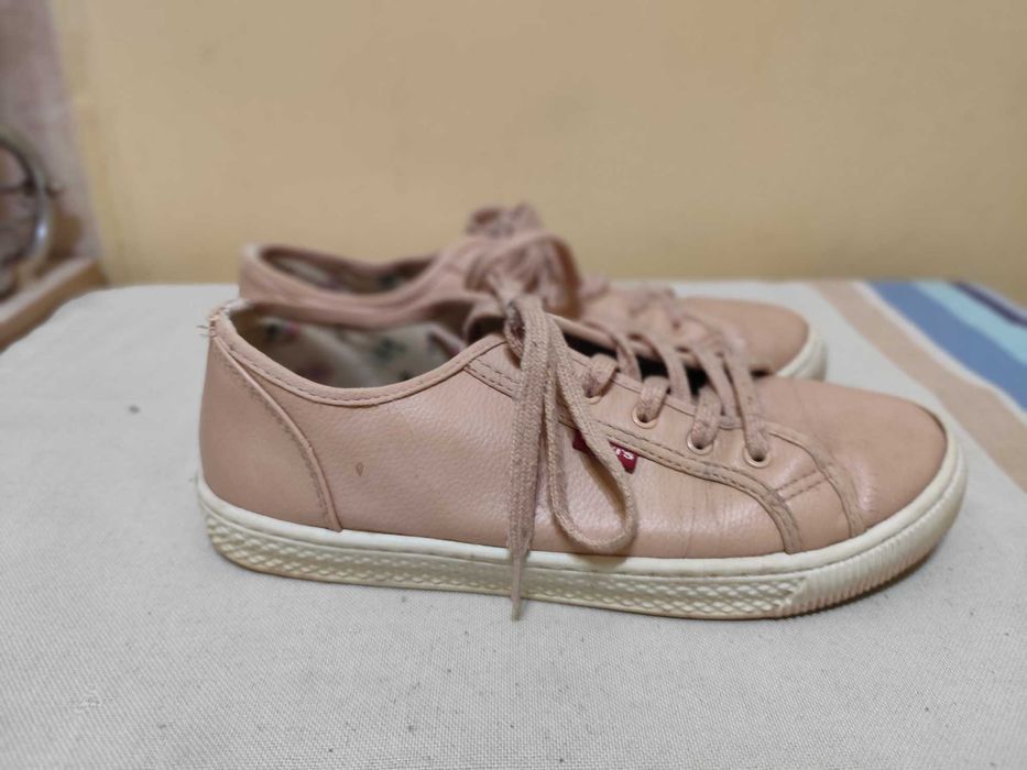 Женски маратонки, номер 38- 39