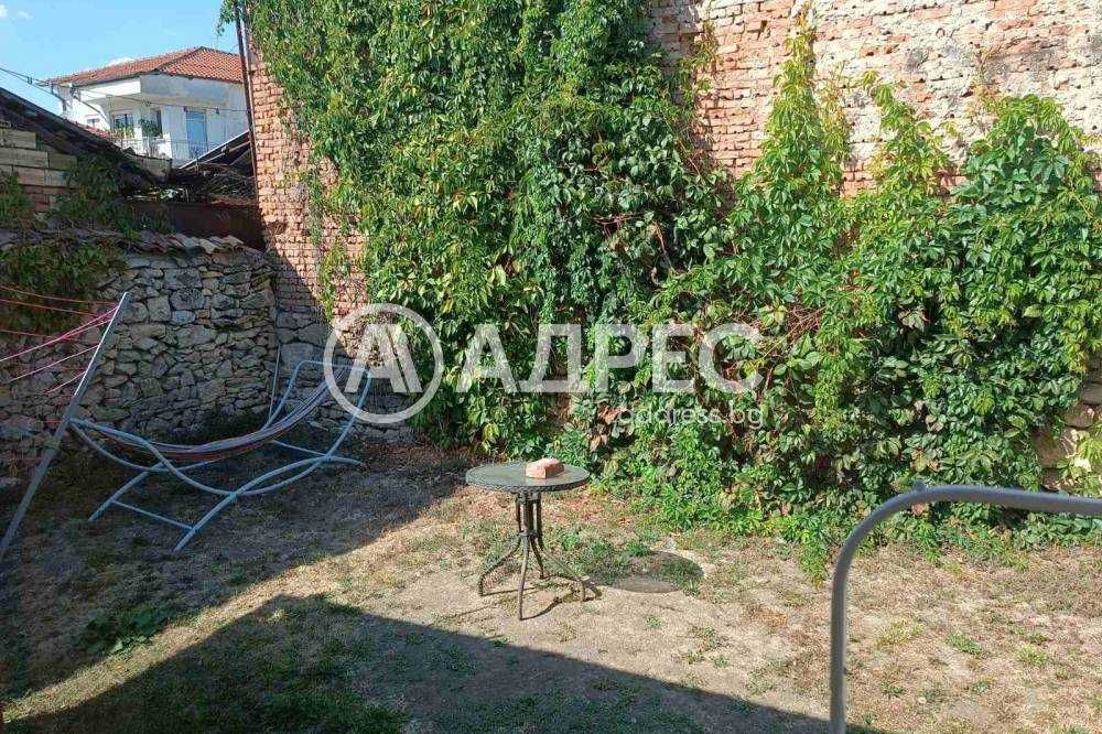 Продава се Къща в Разград, Център - 85 кв.м за 1560 €/кв.м - Снимка #2