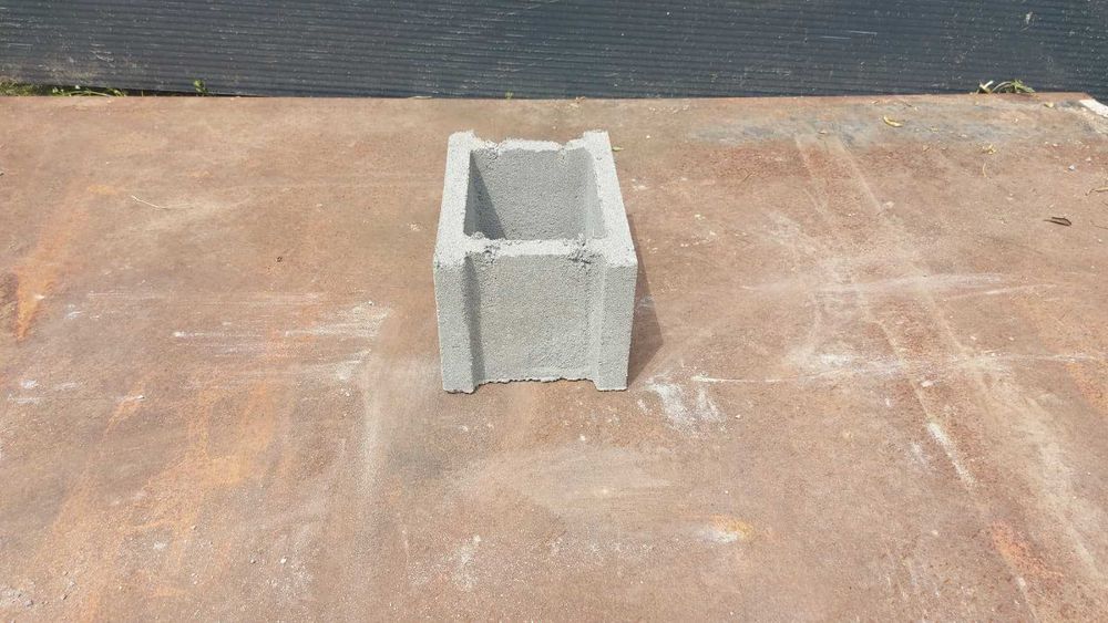 Bolțari de beton pentru zidărie și stâlpi