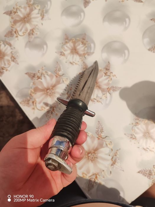 Продам нож сувенир