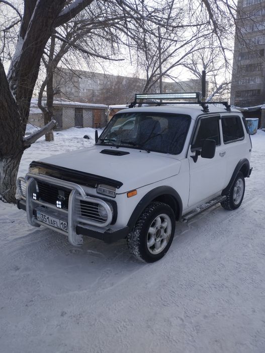 Продам ниву. 2002