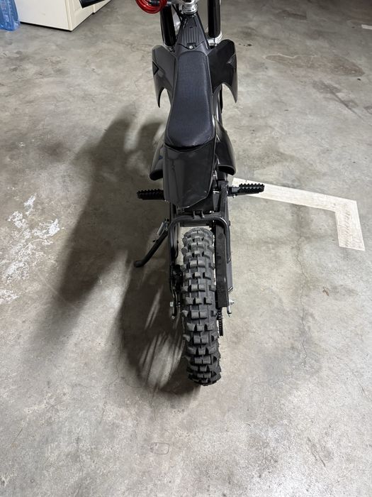 Motocicleta electrica pentru copii