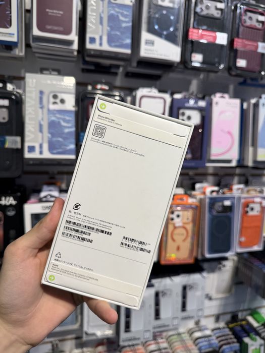 18 Pro Max 2tb esim