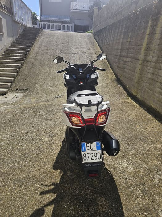 Kymco Downtown 350