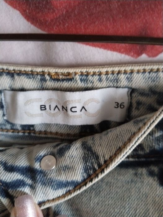 Продам  женские джинсы