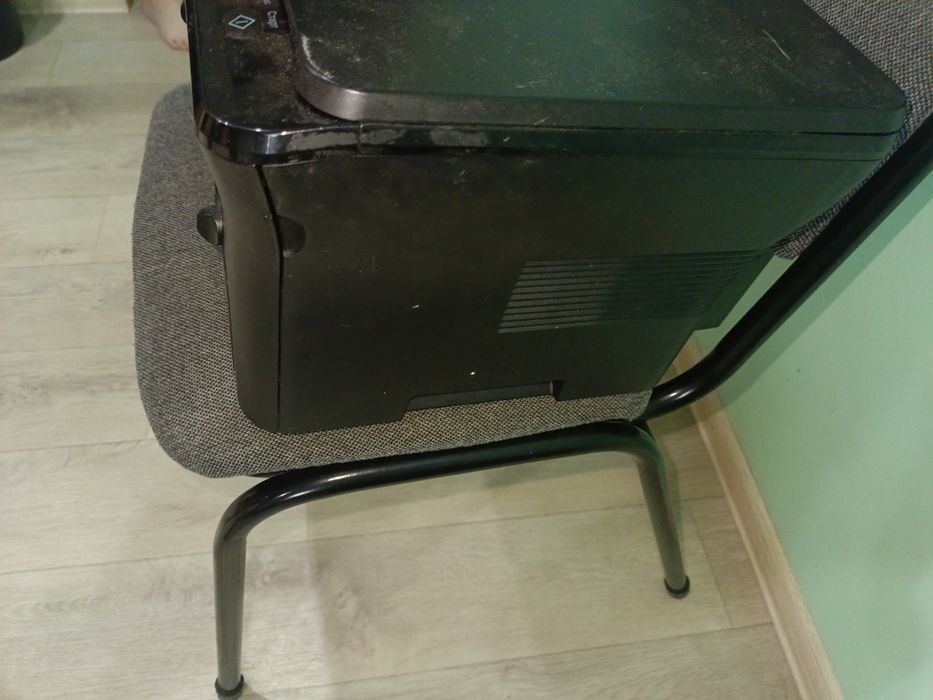 Продам принтер катриджный