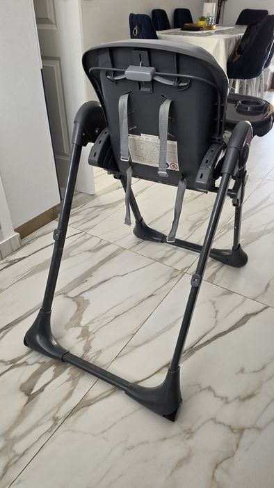 Scaun de masa copii