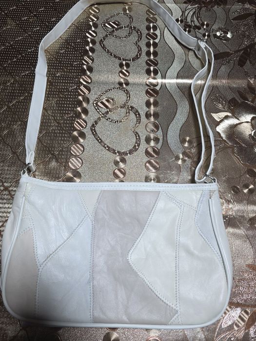 Poșetă damă  nouă  piele naturata 100%toate 3 ofertă