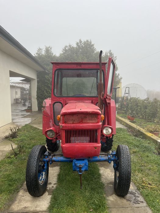 Tractor utb 445 cu roti late si instalatie