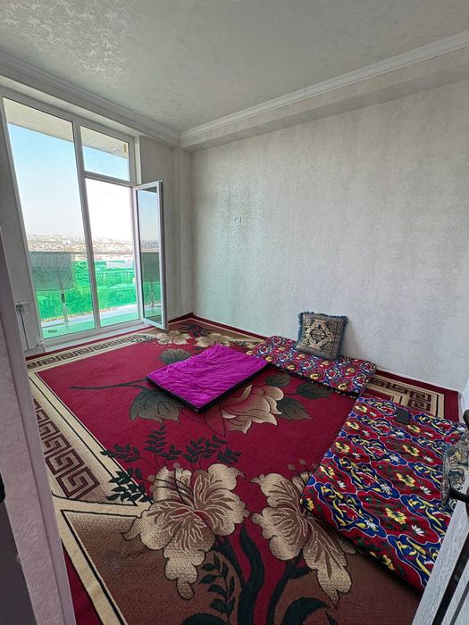 Sheriklikka qizlar bilan turishga  kvartira