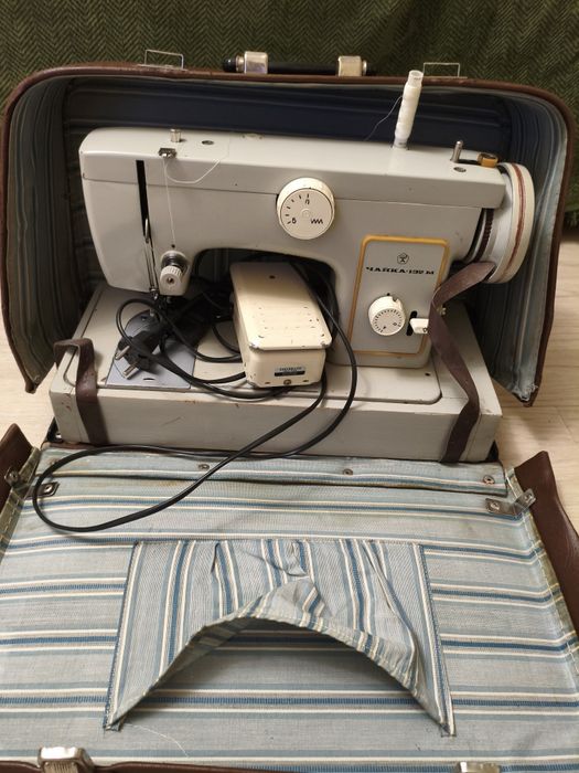 Швейная машинка чайка