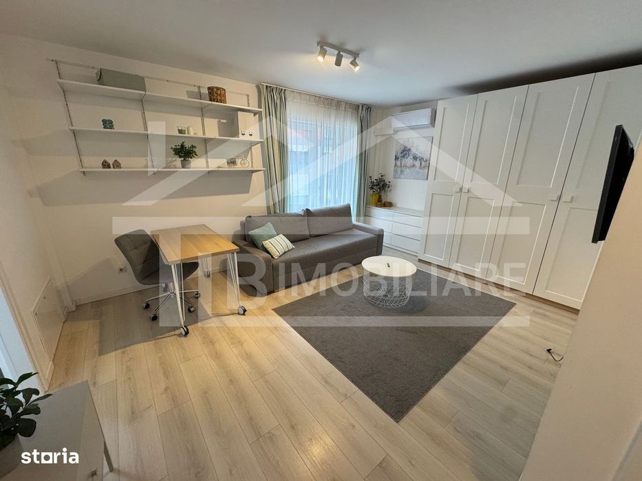 Apartament cu o camerea, 37mp, garaj , Zona Crinului Residence