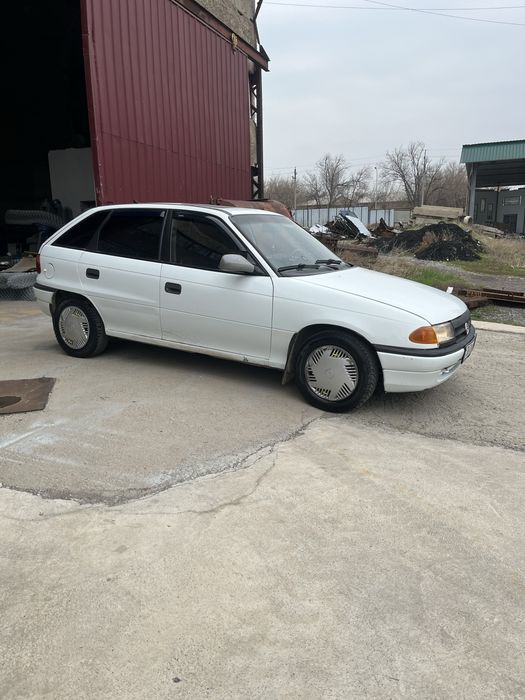 Опель астра в отличном состояний