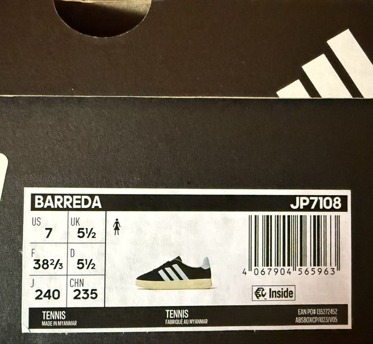 Adidas Barreda ОРИГИНАЛНИ дамски маратонки - 38,5/24,5см