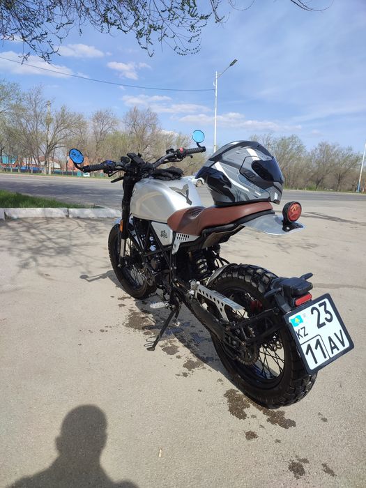 Минск скрамблер 250