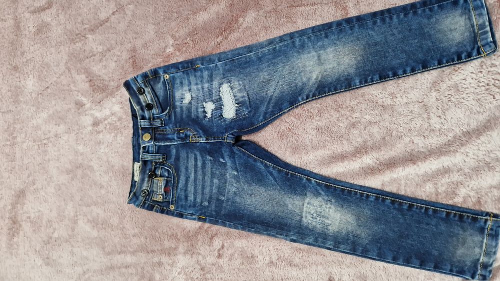 Ризи и дънки 110,116 и 122