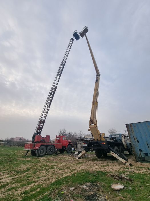 Автовышка вездеход.