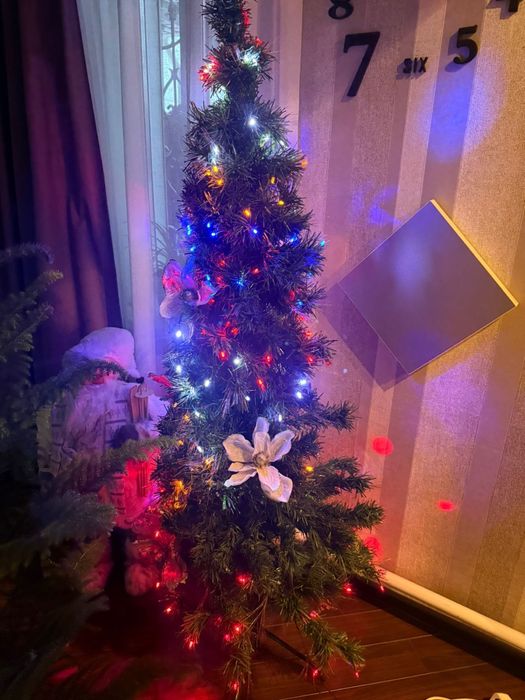 Искуственная ёлка