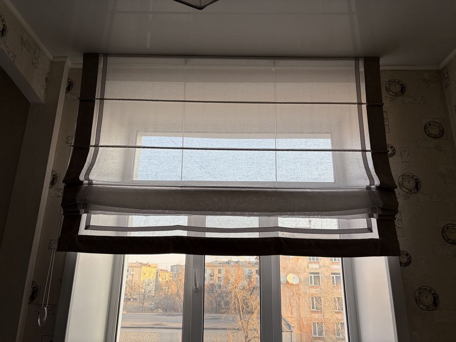 Продам римские шторы!