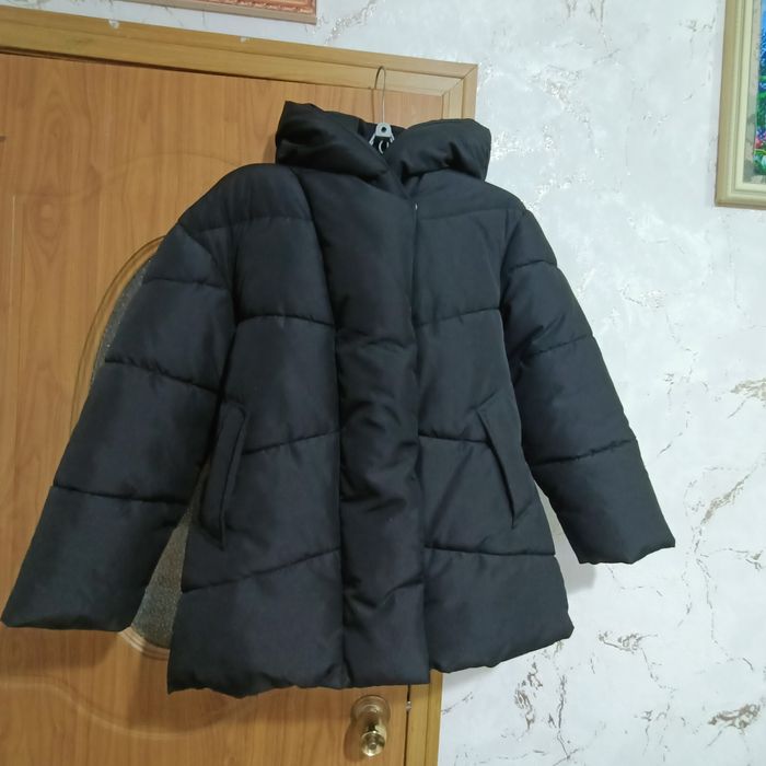 Продам куртку женскую