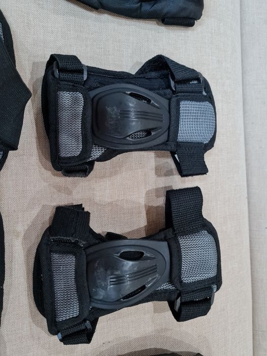 Protectii copii genunchiere Hy Skate Street Fighter