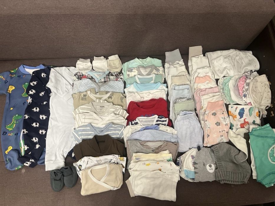 Продам все веши комплектом