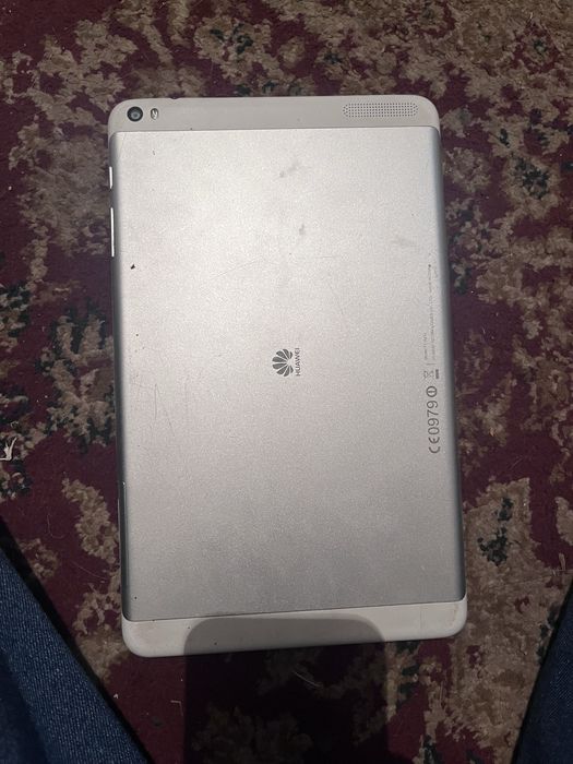 Продам планшет срочно