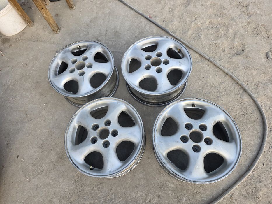 Диски на Camry 10-40