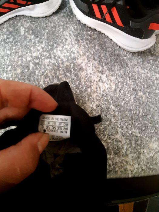 Adidași Adidas universali