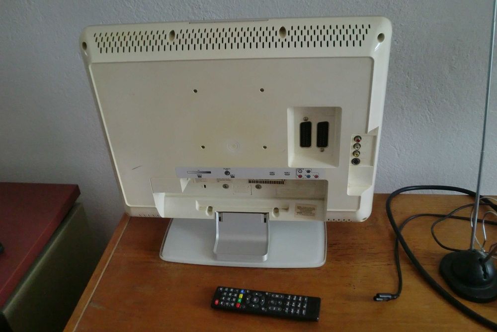 LCD телевизор Philips 19PFL5602D/12