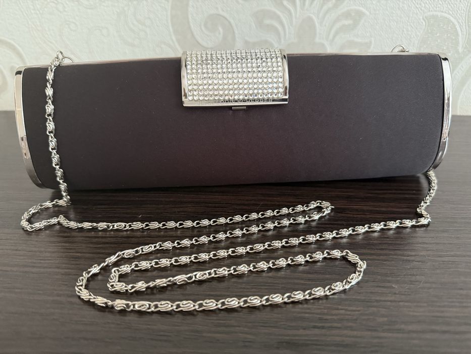 Клач Jean-Louis Scherrer