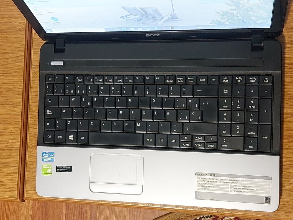 Laptop Acer i7 3612QM 2.1Ghz/3.1Ghz, 8GB, 500GB, Nvidia GT 710m 1G w10