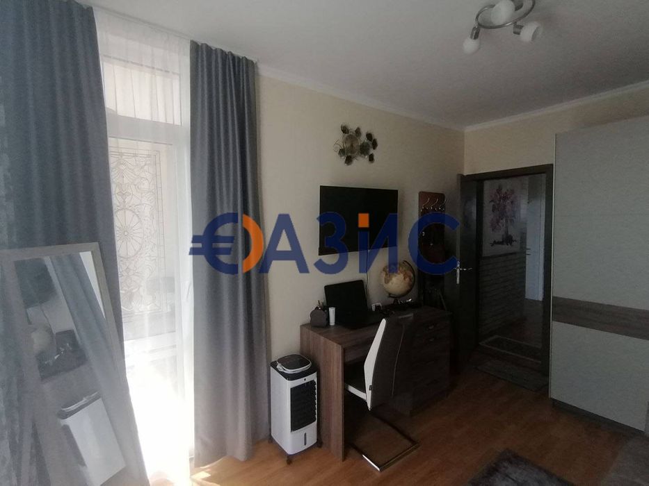 Продава се Тристаен апартамент в к.к. Слънчев бряг - 115 кв.м за 1435 €/кв.м - Снимка #13