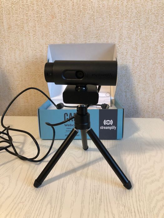 Веб камера  Streamplify Cam