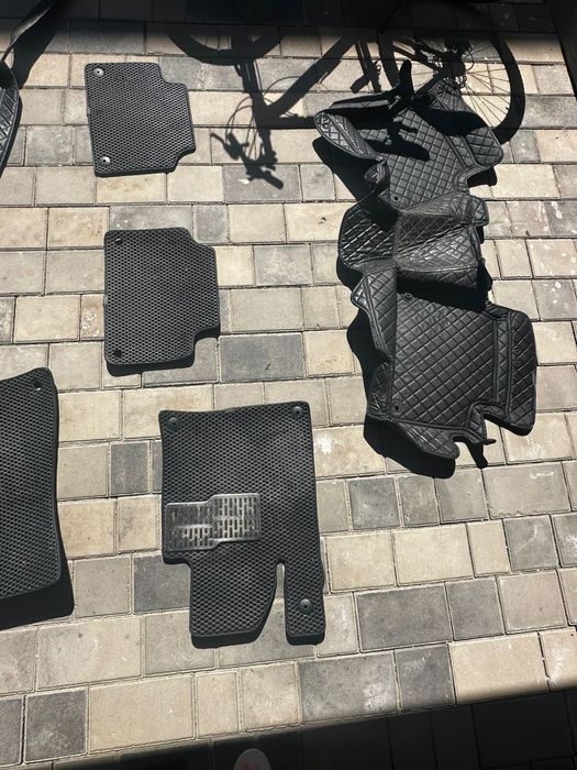 Продам полик Elantra 2023