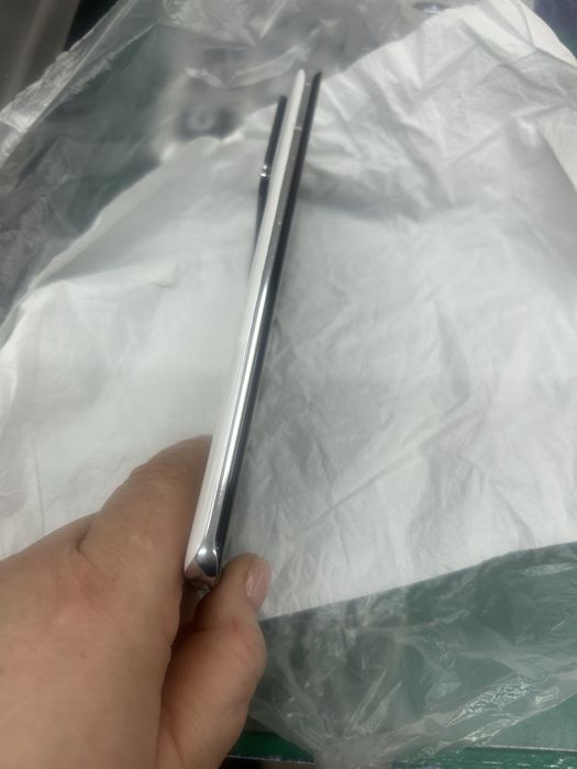 Продам телефон б/у в отличном состоянии