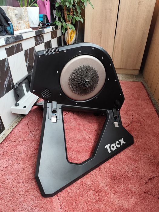 TACX T2800 Neo вело / велосипеден тренажор