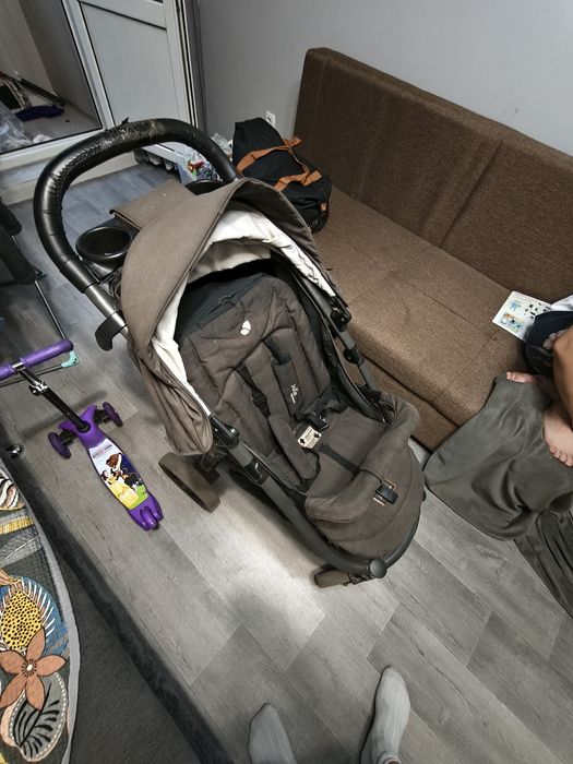 Продается детская коляска JOLE