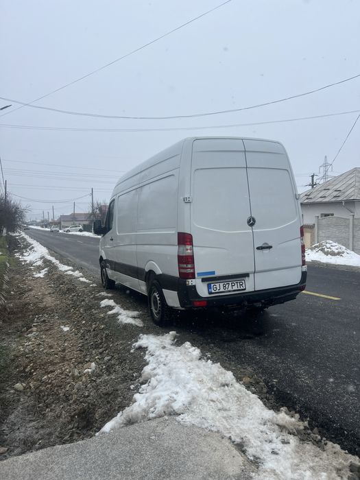 Vand sau schimb mercedes sprinter 311cdi