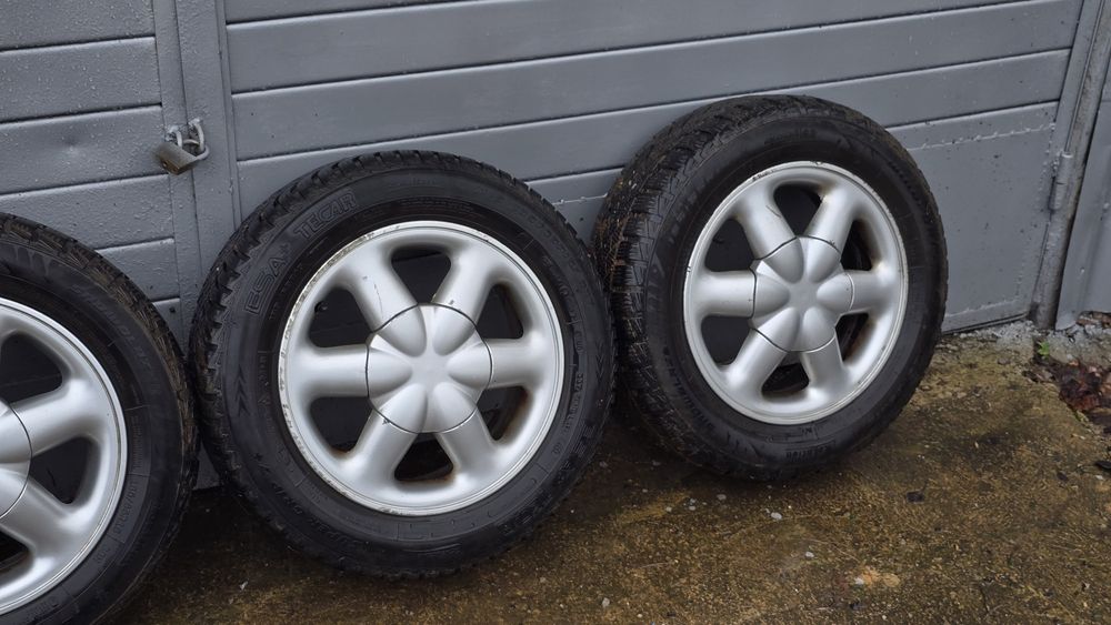 4бр Джанти със зимни гуми 4х100 Рено Renault 15ки 15 цола