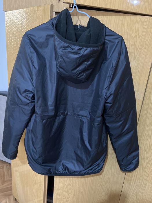 Яке Nike—S размер,но отговаря и на M