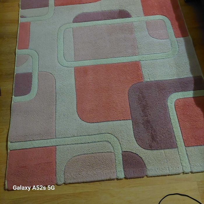 Килим от естествена  вълна