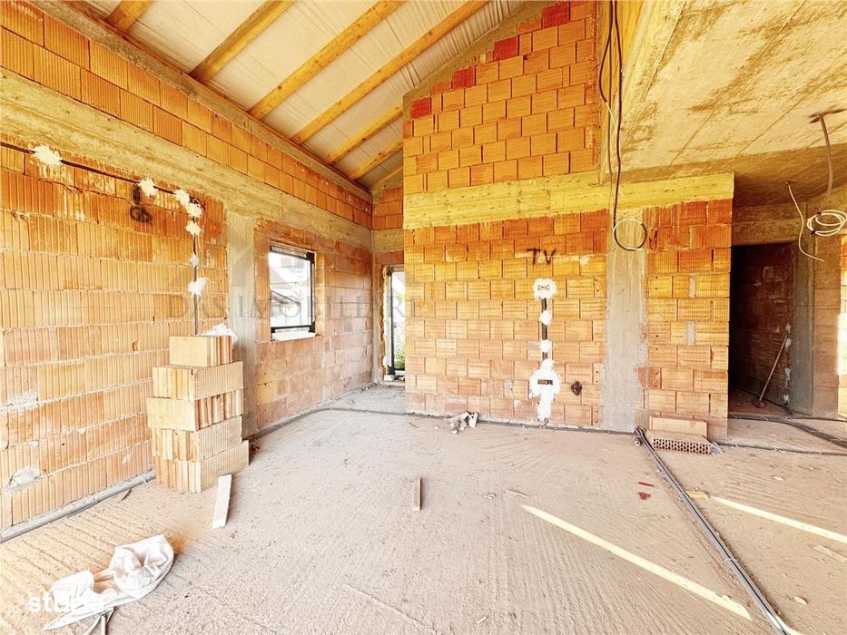 Schimb cu apartament, casa noua cu etaj, in cartier nou Tautii Maghera