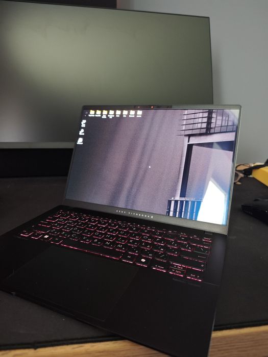Продам Asus Vivobook S14